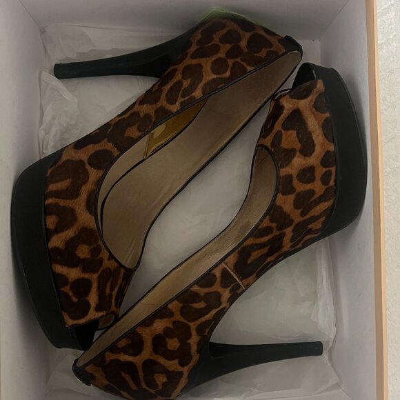 Michael Kors Leopard print heels - Picture 5 of 7